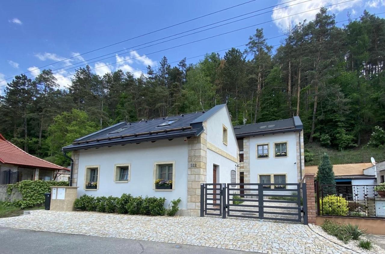 Penzion Stodola Bela pod Bezdezem Exterior foto